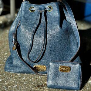 Michael Kors Navy Bucket Bag with Matching Wallet